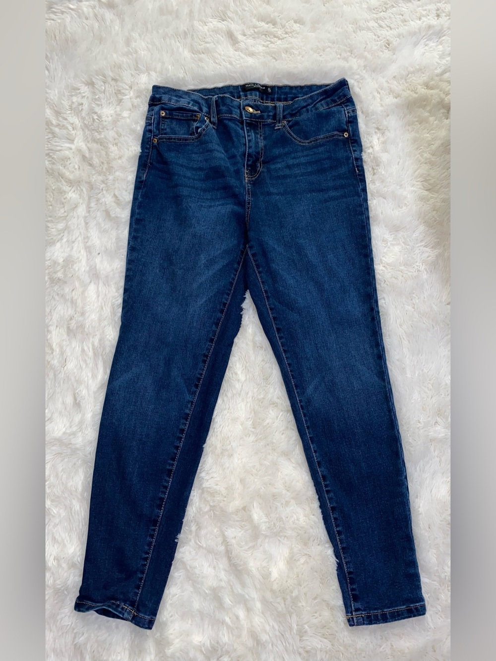Truth & Thread Dark Wash Skinny Jeans